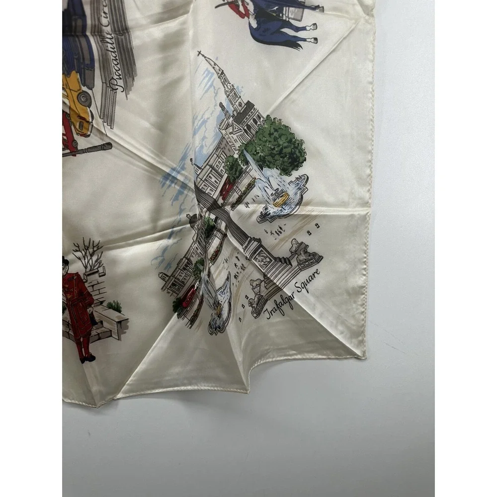 Vintage London Scarf 29